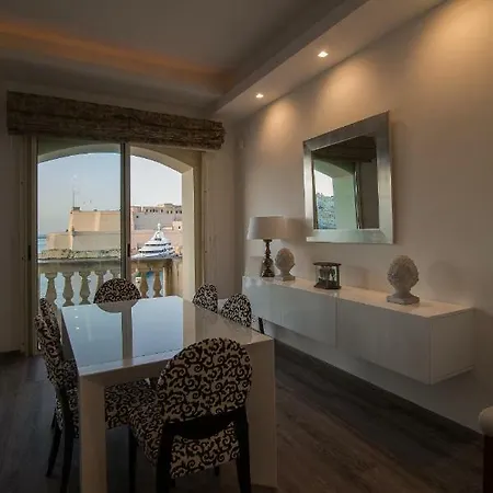 Grand Harbour Appartement *